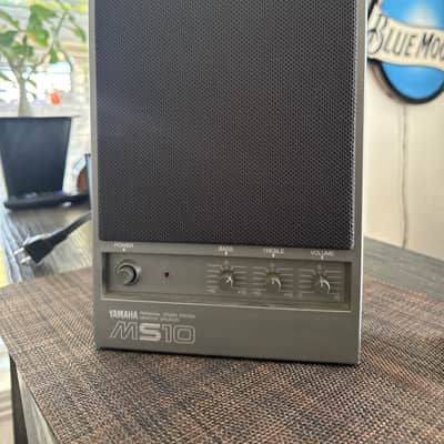 Yamaha MS 10 Personal Studio System Monitor Speakers (Pair) Black