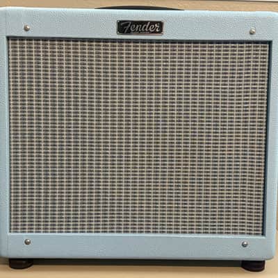 Fender Blues Junior IV Limited-Edition 15W 1x12 Eminence Cannabis Rex Tube Guitar Combo Amplifier Sonic Blue 2020's - Sonic Blue