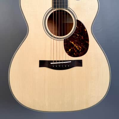Santa Cruz OM Cutaway Adirondack Spruce & Flamed Mahogany