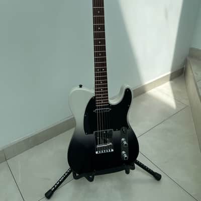 Fender Player Plus Telecaster – Silver Smoke + FREE Strap & Strap Locks