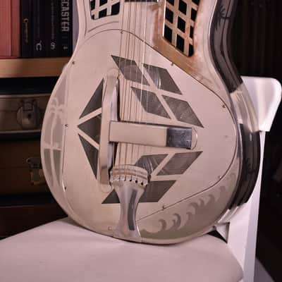 National Style 97 Tricone 1938 - Chrome - Enamel Hand Painted
