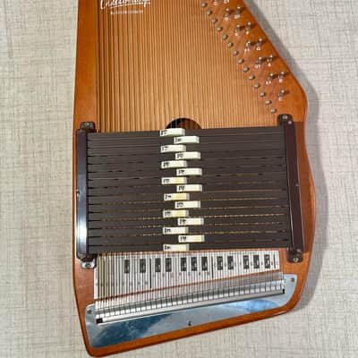 Oscar Schmidt Autoharp – 15-Chord Button – Vintage/Used
