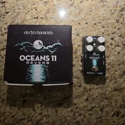 Electro-Harmonix Oceans 11 Reverb 2018 - Present - Black