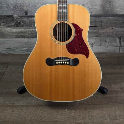 Gibson Songwriter Deluxe w/Hardshell Case, Antique Natural