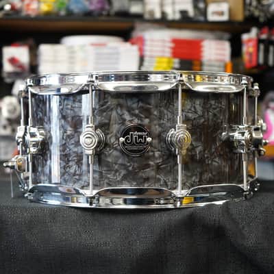 DW USA Performance Series 6.5x14" Pure Maple HVX Snare Drum - Black Diamond Pearl FP