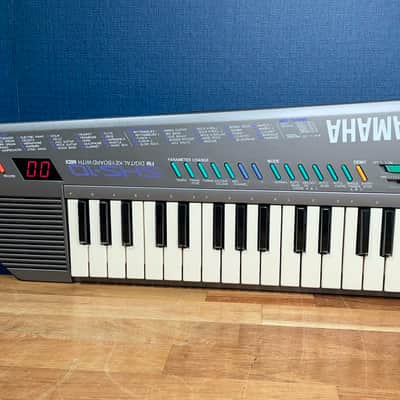 Yamaha SHS-10 Keytar 1987 - Gray