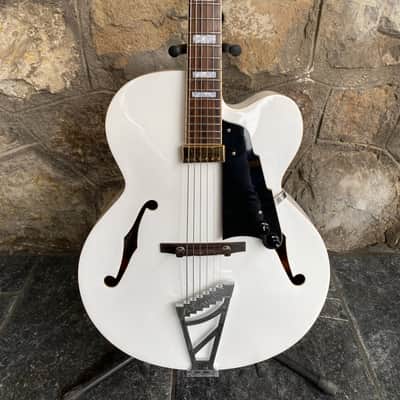 D’Angelico Premier EXL-1 – Mint Condition – Upgraded with Seymour Duncan Johnny Smith Floating Mini Humbucker