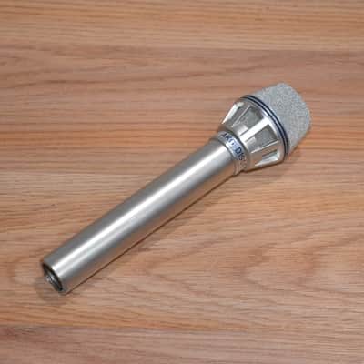 AKG D190E Cardioid Dynamic Microphone