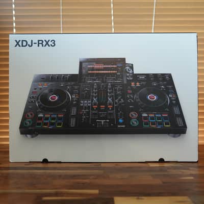 Pioneer XDJ-RX3 2-Channel Rekordbox / Serato All-In-One DJ System 2021 - Present - Black