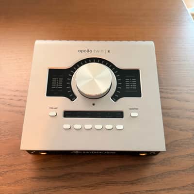 Universal Audio Apollo Twin X Quad Gen 2 Thunderbolt Audio Interface + 125 UAD Plugins