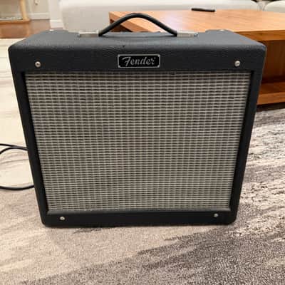 Fender Blues Junior 15-Watt 1x12" Guitar Combo 2002 - 2010 - Black