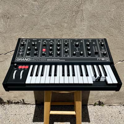 Moog Grandmother Dark 32-Key Semi-Modular Analog Synthesizer
