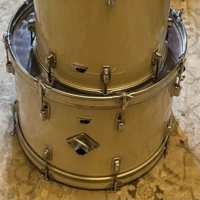 Ludwig Rocker 1980's White and Black Badge 1980's - White