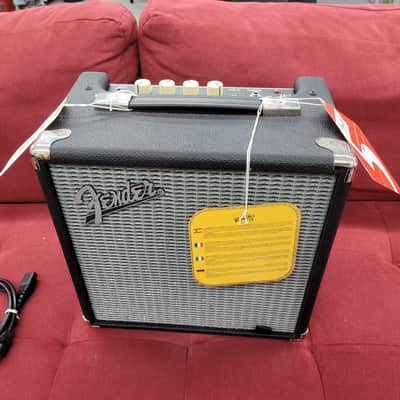 Fender Rumble 15 15-Watt 1x8" Bass Combo - Black