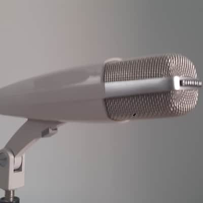 Sennheiser MD 421-N Cardioid Dynamic Microphone 1960s - 1980s - White