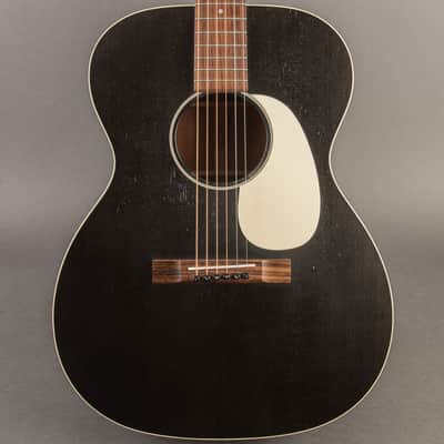 Martin 000-17 2019, Tuxedo