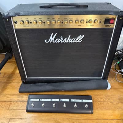 Marshall DSL40CR 40-watt 1 x 12-inch Combo Amplifier and Marshall PEDL-91016 6-Way Footswitch Pedal