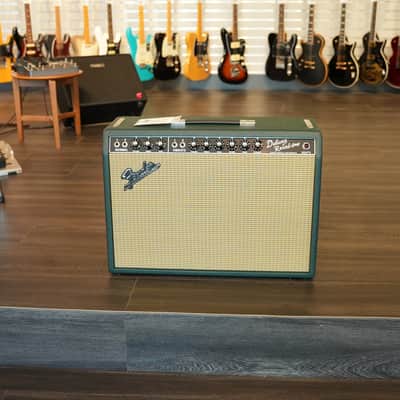 Fender FSR Limited Edition '65 Deluxe Reverb, British Racing Green
