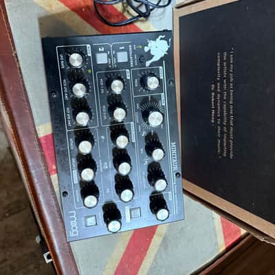 Moog Minitaur Rev2 TBP002 Analog Bass Synth w Box