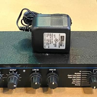 Alesis MicroVerb III 16-Bit Digital Reverb and Delay 1991 - 1996 - Black