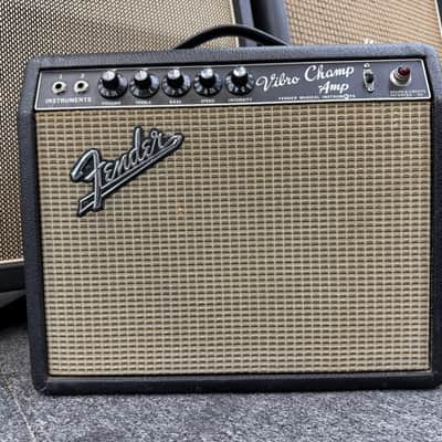 Fender Vibro Champ 6-Watt 1x8" Guitar Combo 1966 - Black Panel