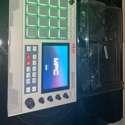 Akai MPC Live II Standalone Sampler / Sequencer Retro Edition 2020 - GreyAkai + Hard Cover + Carrying Case