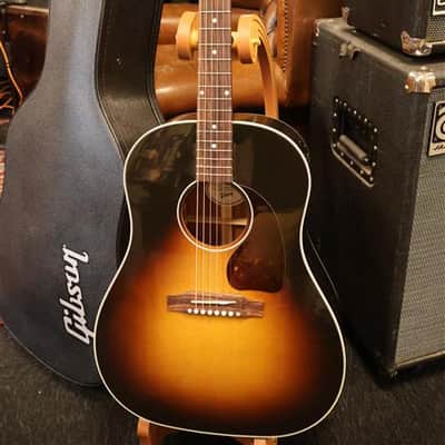 Gibson J-45 Standard Vintage Sunburst #122