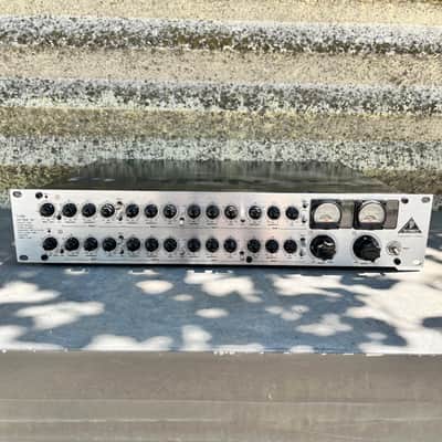 Behringer Tube Ultra-Q T1951 Parametric EQ