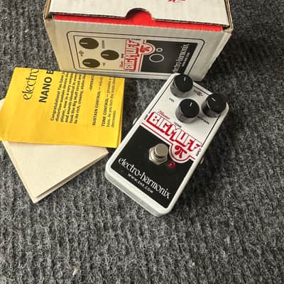 Electro-Harmonix Nano Big Muff Pi Distortion / Sustainer 2013 - Present - White / Black / Red