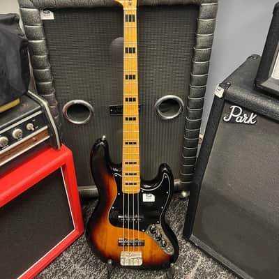 Squier Classic Vibe '70s Jazz Bass 2019 - Present - 3-Color Sunburst