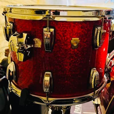 Ludwig Classic Maple 2020 - Red Sparkle/ Glitter 10”x 14”
