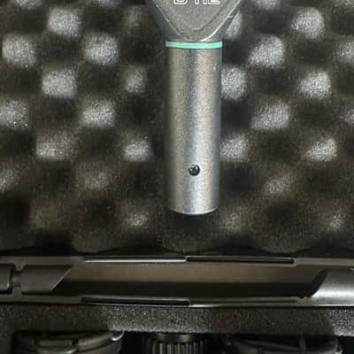 AKG D112 Large-Diaphragm Dynamic Kick Drum Microphone 2010s - Black