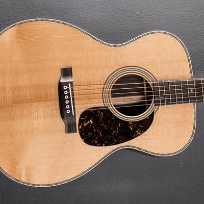 Martin 000-28 Modern Deluxe