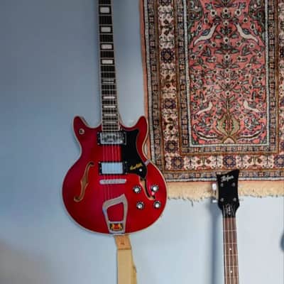 Hagstrom Alvar 2010s - Wild Cherry Transparent