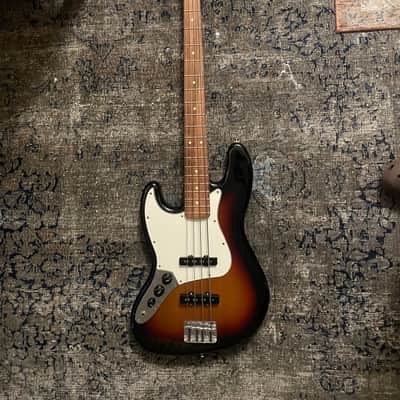 Fender Player Precision Bass Left-Handed with Pau Ferro Fretboard 2018 - 2024 - 3-Color Sunburst
