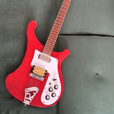 Rickenbacker 480 (1973 - 1984)