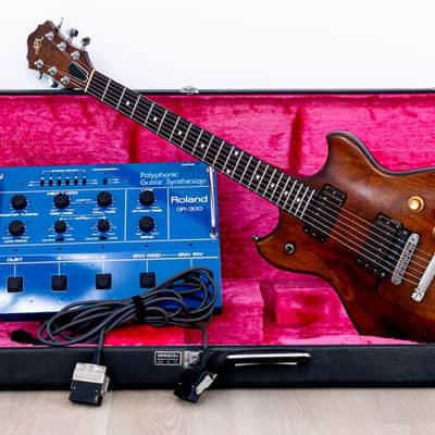 1984 Roland G-300 Vintage Synthesizer + G-303 Electric Guitar Controller w/ Cases, Japan