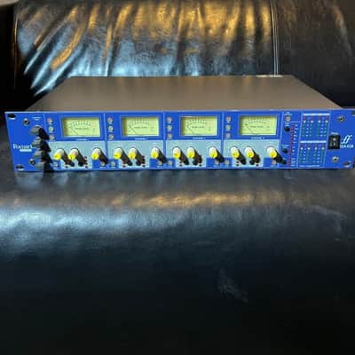 FOCUSRITE ISA 428 Microphone Preamp Early Model