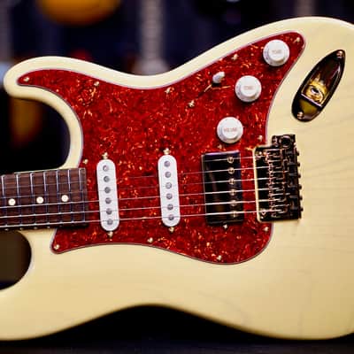 Suhr Classic S Custom Trans Blonde Rosewood Neck & Gold Package 85896
