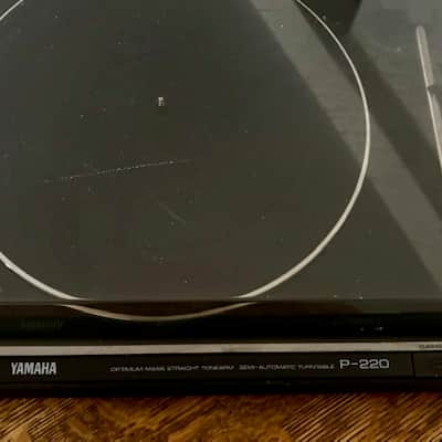Yamaha P-220 mid 80s