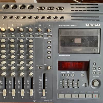 TASCAM 424 MK II Portastudio 4 Track